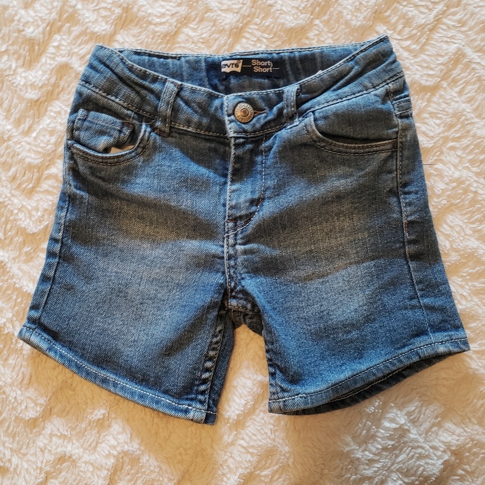 Girls Levi's Shorty shorts